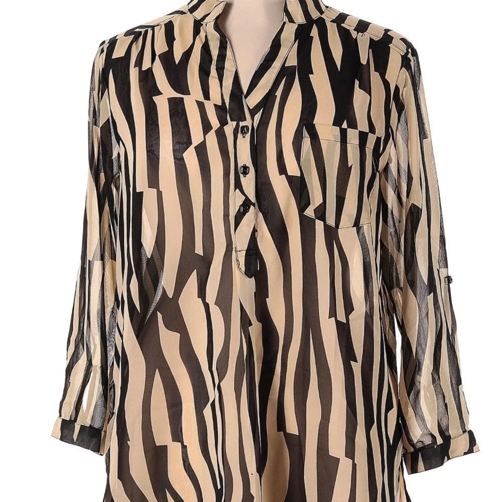 Truth zebra print button up 3/4 sleeve blouse siz… - image 2